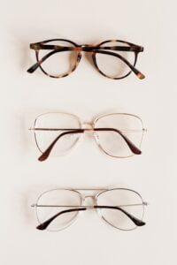 Checking out Best glassesget in touch with lenses as well as eye glasses